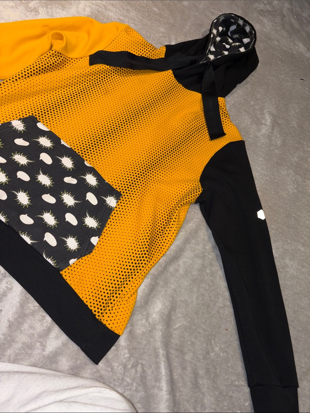 ASICS Limited Edition Graphic Hoodie - Yellow / Black Comic Print - Size L